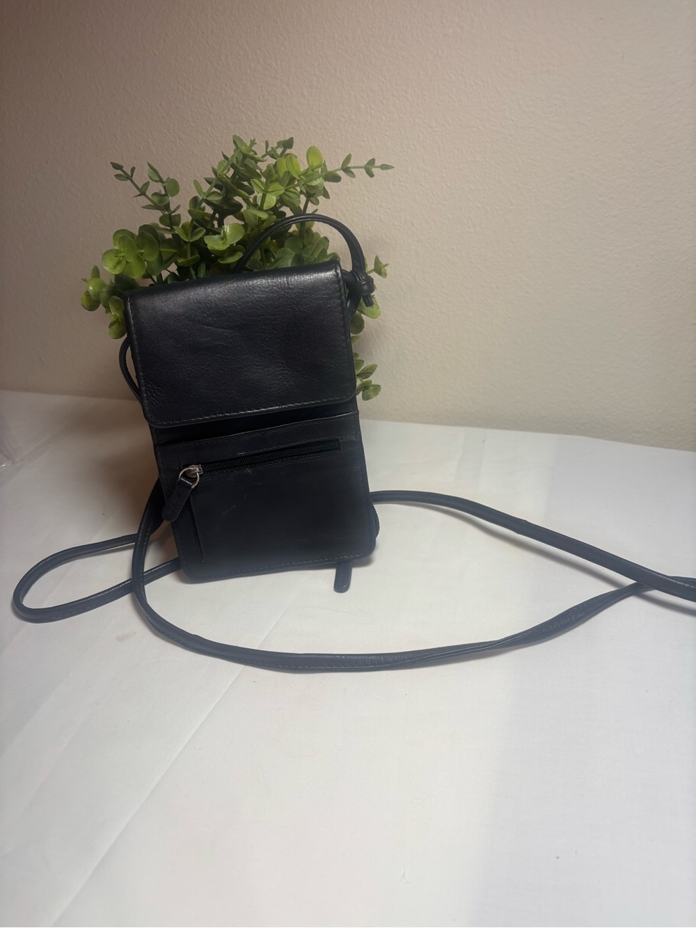 New York Leather Crossbody Organizer Bag